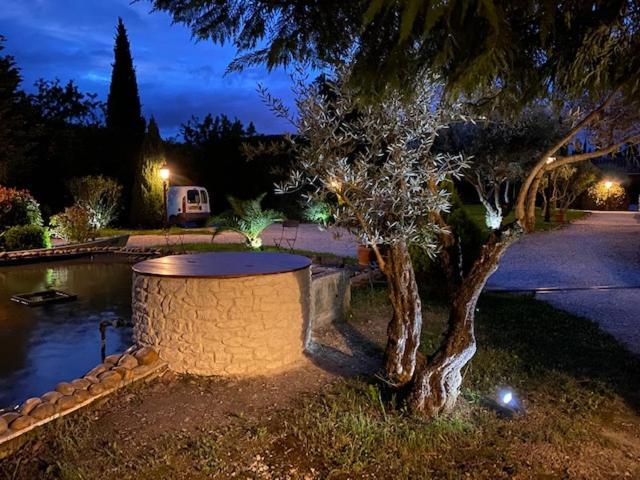 Mas Beau Soleil & Spa Cottages De Charme Avec Jacuzzi&Jardin Prives Сен-Реми-де-Прованс Экстерьер фото