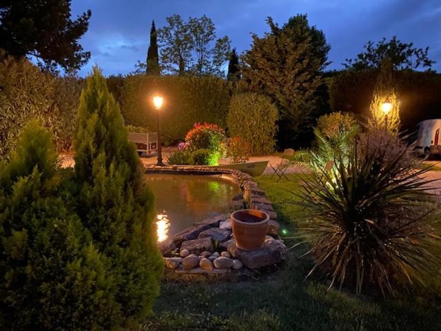 Mas Beau Soleil & Spa Cottages De Charme Avec Jacuzzi&Jardin Prives Сен-Реми-де-Прованс Экстерьер фото