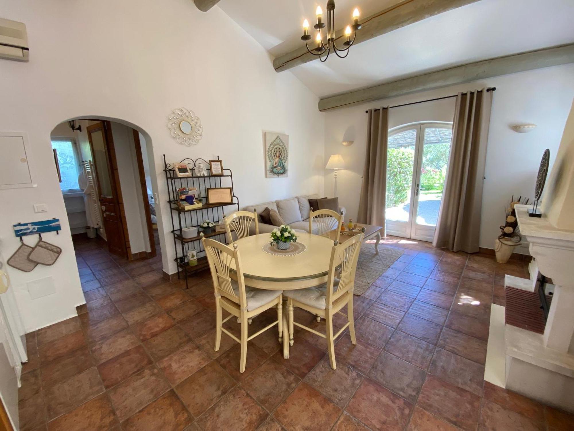 Mas Beau Soleil & Spa Cottages De Charme Avec Jacuzzi&Jardin Prives Сен-Реми-де-Прованс Экстерьер фото